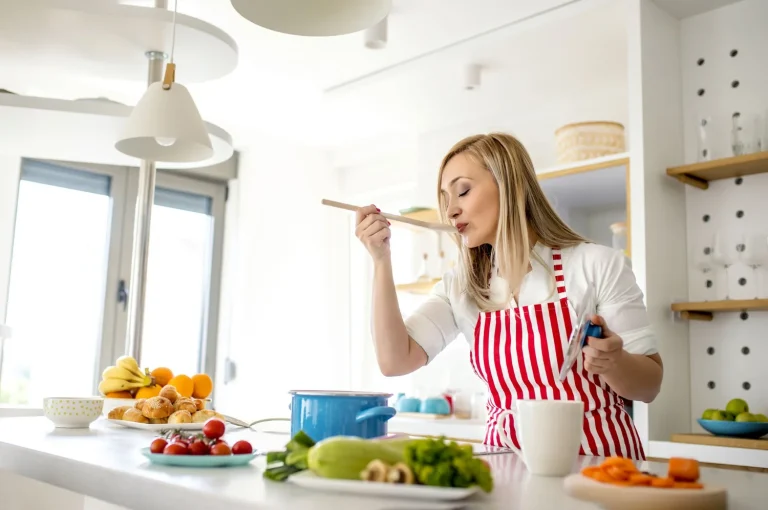 Una nutricionista y una profesora de cocina te ayudan a planificar tu menú semanal